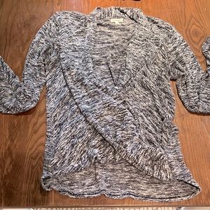 Max Studio Sweater, Gray- Large. Long sleeve, open front